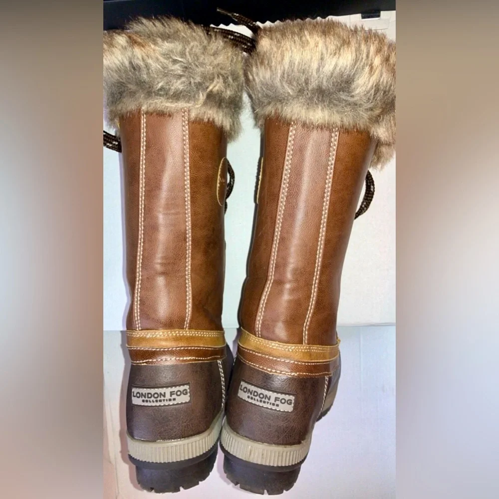 London Fog Melton Duck Boots - Picture 4 of 5